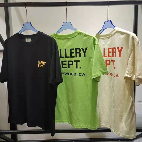 Galleryes Mens Designer T Shirt Loose Tees Tops Hombre Camisa Casual Luxurys Ropa Streetwear Shorts Manga Polos Camisetas Tamaño S-XL