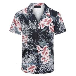 Summer Mens T-shirt Hawaii Floral Letter Imprimer des chemises de plage Hommes Designer Fashion décontracté manche courte des vacances en vrac Vêtements M XL