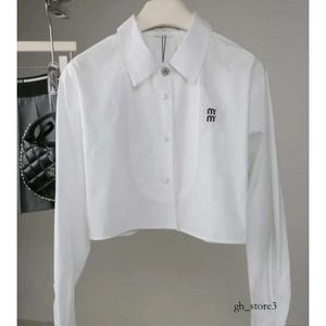 Summer Miui Top Femmes Tees Shirts Designer Shirt Casual Shirt Miu Chest Broidered Letters T-shirt Tshirt à manches longues