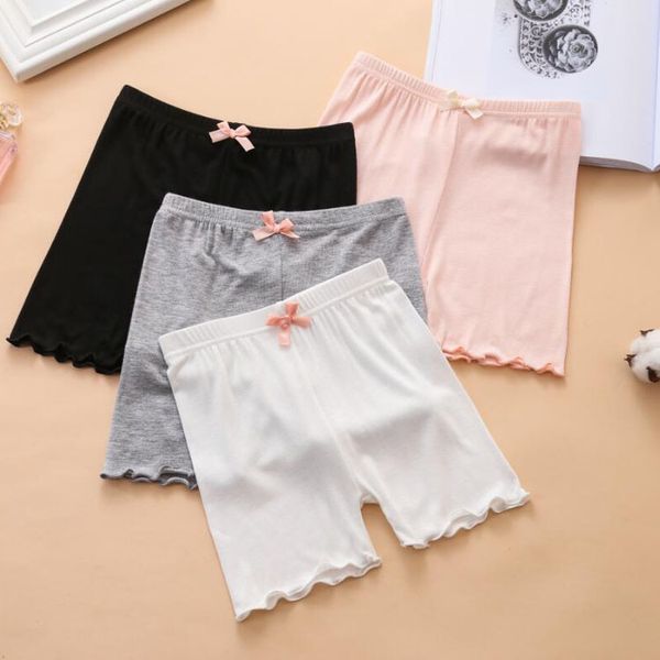 Tallas grandes Modal de verano Polainas para niños Pantalones de seguridad para niñas Anti-luz Fuera Pantalones de tres puntos Arco Pantalones cortos para bebés Medias Moda Ropa para niños M1308