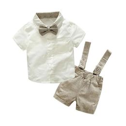 Été nouveau 2024 mode hommes vêtements pour enfants gentleman T-shirt salopette coton costume pour enfants vêtements pour enfants vêtements pour nouveau-nés costume 2 pièces