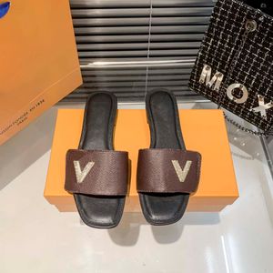 Zomer Nieuwe Europese Station Platte Hak Vierkante Teen Open Teen Fne Lijn Slippers Lederen Slipper Oude Bloem Slipperashion Veelzijdige O