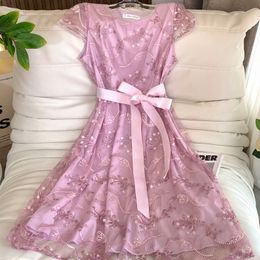 Summer Nuevo drees de rosa de alta gama Dreesses elegantes O-colar Bordado de lujo Damas Lace-Up Bow Sweet Party Dreess