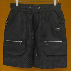 Zomer nieuwe herenshorts Mode Lichte luxe 3D Casual stof Veelzijdige splitshorts Modieuze strand-casual hotpants