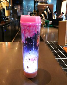 Été Nouveau rose Sakura LED LUMINESCENC CAFE CAFE COFET 12oz Blossoms volant la porte portable CUPACTIONNEL