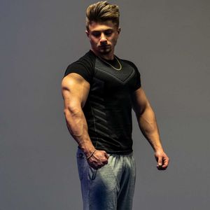 Zomer nieuwe sport- en T-shirts, nauwsluitende heren hoge elasticiteit training korte mouwen fitnesskleding veelzijdig voor heren tops