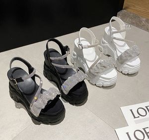 Été nouveau Strape boucle femmes décontracté hauteur augmentant épais plate-forme chaussures femme Diamante Slingback sandales chaussures