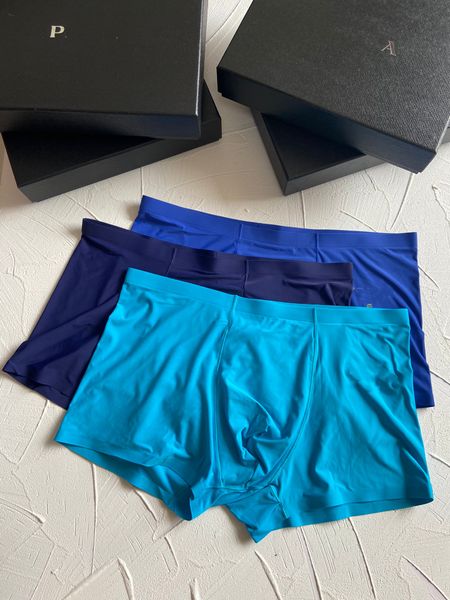 Summer Nuevo estilo diseñador de ropa interior para hombres Boxers puro algodón de algodón de lujo bordados de la marca de lujo bajo 6 colores enviados a al azar múltiples opciones al por mayor 3 piezas con caja