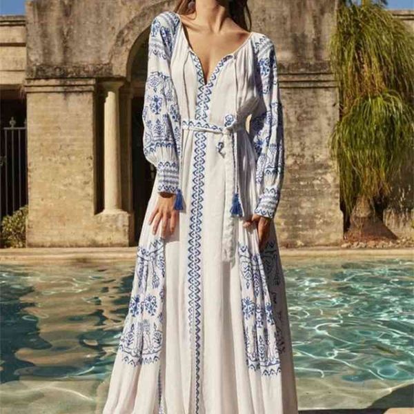 Été nouveau style de vacances de voyage ethniques rétro robe longue brodée robe d'île de plage bohème col en V robe surdimensionnée en vrac 201025