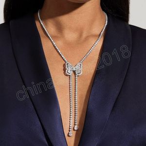 Zomer nieuwe trend metalen strass vlinder lange hanger ketting verjaardagsfeestje elegante sieraden vrouwen creatieve accessoires