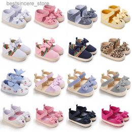 Zomer Pasgeboren Peuter Baby Schoenen Jongen Meisje Babybedje Schoenen Prinses Bloem Boog Baby Katoenen Zool Eerste Wandelaar Sneaker 0-18 Maanden L230522