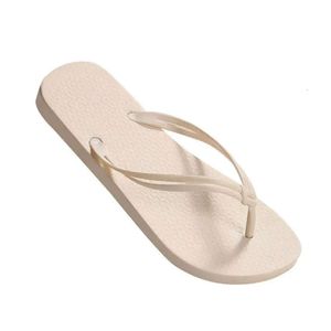 Summer sans glissade tongs flip-flop décontractés femelles de bain de bain chaussures de plage de mode Clip-on sangloir 55d