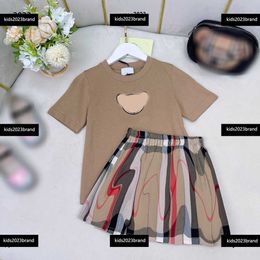 Été en plein air Survêtements Designer Vêtements pour enfants Mignon Petit Ours Imprimer Enfant Ensembles Bébé 2pcs T-shirt imprimé animal et jupe courte