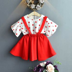 Été à pois mignon bébé tenue enfant en bas âge filles 2 pièces ensemble de vêtements coton T-shirt avec jupe de saut 210529