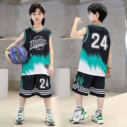 ZOMER Snel-droge basketbalpakken 4-14 jaar Boys Mouwess Vset+Short Pants 2pcs Sets Kids Sports Outfits Kleding L2405