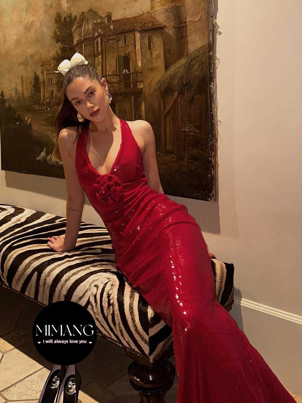 Zomer Rose Royal Style Party Dress Charme Pailletten Hangende nek Jurk Diep V Sexy Red Evening Jurk Lange jurk