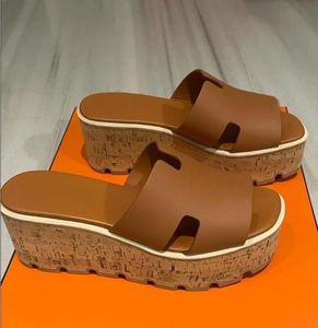 Sandales d'été compensées appartements compensées pantoufles sandales talons hauts tongs chaussures plate-forme caoutchouc sandale cuir Shoal décontracté 35-43