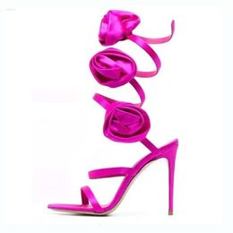 Sandales d'été 2024 Europe et américaine Sexy Women's Rome Thin High Heels Open Toe Party Wedding Shoes 5A5