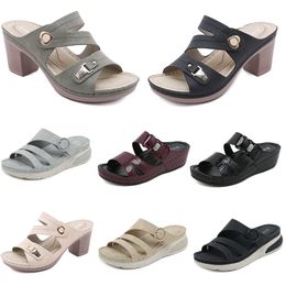 Sandales d'été 2024 Femmes Chaussures Bas talons Mesh Surface Leisure Mom Noir blanc rouge vert grand taille 36-42 O20 Gai 75