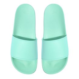 Sandales et pantoufles d'été pour hommes et femmes, en plastique, à usage domestique, plates, souples, décontractées, vert clair