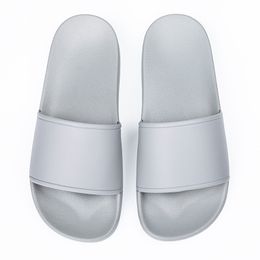 Sandales et pantoufles d'été pour hommes et femmes, en plastique, à usage domestique, plates, souples, décontractées, chaussures mules d'intérieur grises