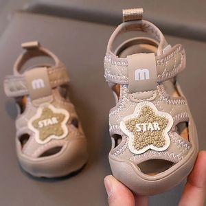 Sandalias de verano para bebés Niñas Niñas de moda Vintage zapatos para niños pequeños para bebés Baby Softsoled First Footwear for Kids Sandal 240409