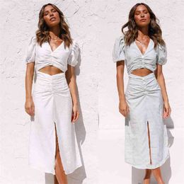 Summer Sexy Col V Creux Out Collage Femme Mode Maxi Robe Dames Blanc Puff Manches Split Longue Robe De Mujer 210517