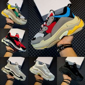 Zapatillas de verano triple s plataforma zapatillas zapatos de diseño de la suela blanca blanca gris rojo rosa azul real neón amarillo tenis de tenis de tenis zapatillas para hombres mujeres