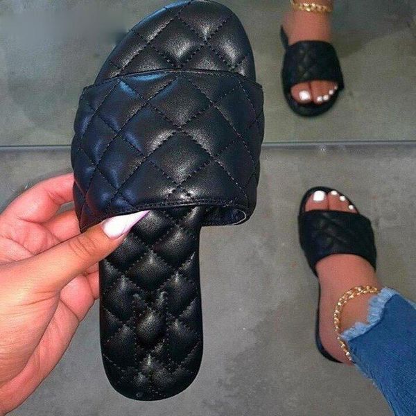 Chaussures d'été femmes sandales décontracté PU pantoufles plates mode diapositives dames plage luxe Sandalias Mujer 2021