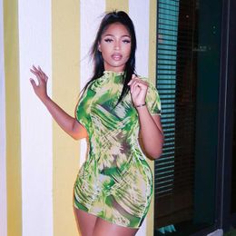 Zomer korte mouw Skinny jurk vrouwen sexy slanke groene print bodycon mini -jurken vrouwelijke streetwear outfits vestidos gewaad 210625