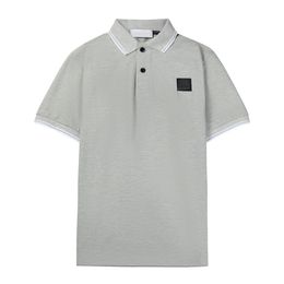 Camiseta de manga corta de verano 22SS18 Men Polo camisa de polo delgada media manga social jóven