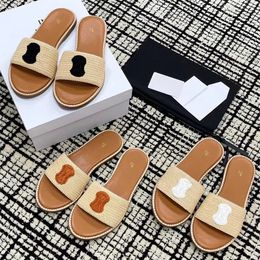 Summer Tazz Slipper Triomphes Sandal Crochet Paille Walk Walk Mule Slide Fashion Indoor Designer Chaussures décontractées Femme Luxury Sliders Flat Talon Homme Shoe Brown Sandale