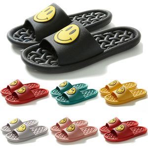 Pantoufles d'été 2024 Sandales d'extérieur pour hommes hommes femmes plage étanche à la plage toboggan jaune blancs chaussures intérieures 952 wo s wos 817 s 726 354 874