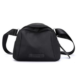 Zomer kleine verse vrouwen één schouder messenger bag lichtgewicht nylon diagonale shell bags