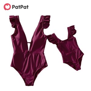 Trajes de baño de vino tinto sólido de verano para mamá y yo 210528