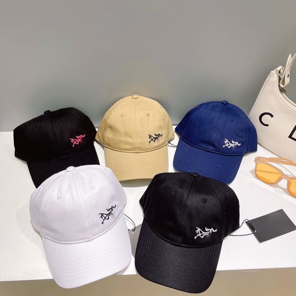 Summer Sports Designer Ball cap Couple Même Animal Os Broderie Retour Lettre Broderie 5 Couleurs casquette