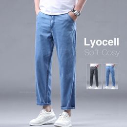 Style d'été pour hommes droits jeans minces décontractés lyocell en tissu doux extensible denim pantalon anklelngle mâle 240425