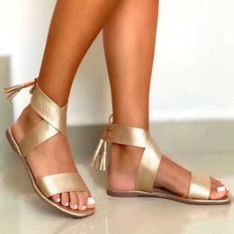Style d'été Nouveau Rome pour gladiateur femmes Sandales plates chaussures femelle plage décontractée chaussure femme t