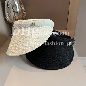 Chapeau de Sunshade Sunshade Luxury plissé du chapeau texturé Visors Chapeau Femme Lettre vide Top Sun Sun Vaintes Vacances Casual Suncreen Hat