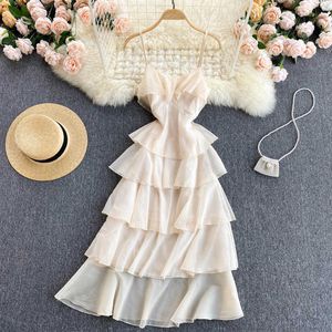 Estate Dolce Beige Della Cinghia di Spaghetti Vestito Midi Delle Donne di Vacanza Al Mare Cascading Ruffle a Vita Alta Abiti Elegante Femminile 2021 Nuovo Y0603