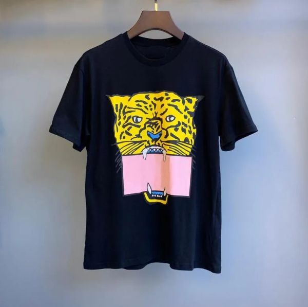 T-shirt d'été pour femmes T-shirts Hommes avec des lettres Animal Printted Designer léopard à manches courtes Lady Tee Shirt Casual Tops Vêtements 2 Couleurs M-2XL