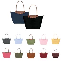 Sacs fourre-tout d'été pour femmes Black Designer Bag Sac Sac Femme Multicolors ordinateur portable Travelling Beach Shopper Nylon Dumpling Sac femme homme grande capacité Canvas XB164 C4