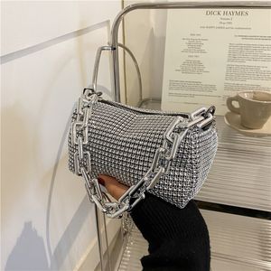 Zomertrend Luxe mode Travel Schouder Handtassen Portores Bling Diamond Design Small Crossbody Messenger Bags voor vrouwen