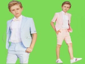 Zomer tweedelige jongensformele kleding Bruiloft Smoking met korte mouwen Hemelsblauw Peuter Kids Boy039s Pakken Goedkope op maat gemaakte Brith1895349