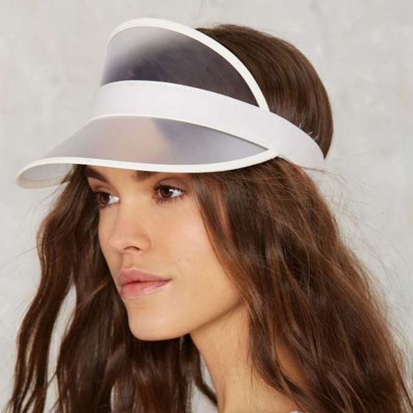 Verano Unisex al aire libre de plástico transparente sombrero de copa vacío visera UV gorra de sol PVC 10 colores banda elástica al por mayor