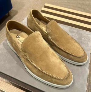 Summer Walk Mens Moccasins Chaussures décontractées Loroo Fashion Vintage Sandale Luxurys Designer Loafer Tennis Brown Leather Piana Robe plate chaussure extérieure Sneakers