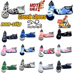 Zapatos acuáticos de verano para hombre, sandalias de playa, zapatos acuáticos para hombre, zapatillas de secado rápido para río y mar, zapatos de buceo y natación en venta