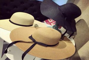 Chapeaux de paille d'été à large bord grands chapeaux de soleil pour les femmes Protection UV Panama disquette chapeaux de plage dames chapeau d'arc crème solaire pliable Sun2476662