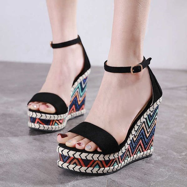 Femme d'été Black Sandals High 12cm Fashion Platform Censes pour femmes Gladiator Heels Ladies chaussures T230208 BD83