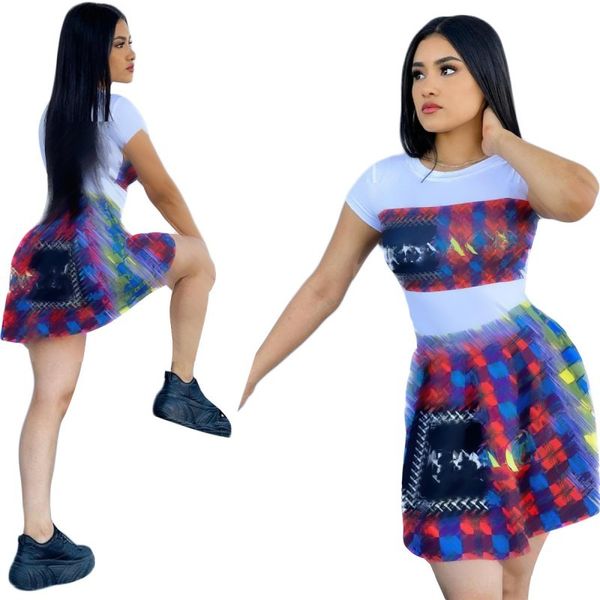 Conjunto de dos piezas de falda de manga corta con estampado informal a la moda de verano para mujer